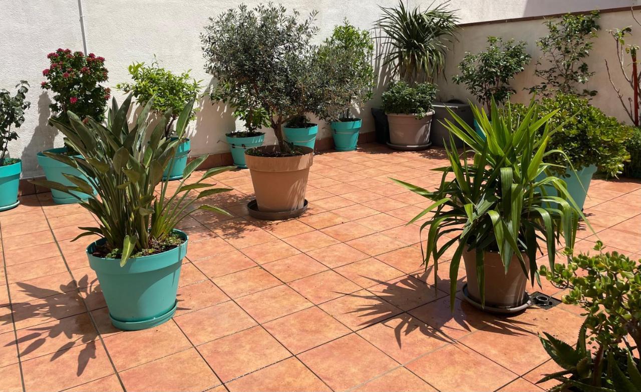 Figueres Center Apartment Bagian luar foto